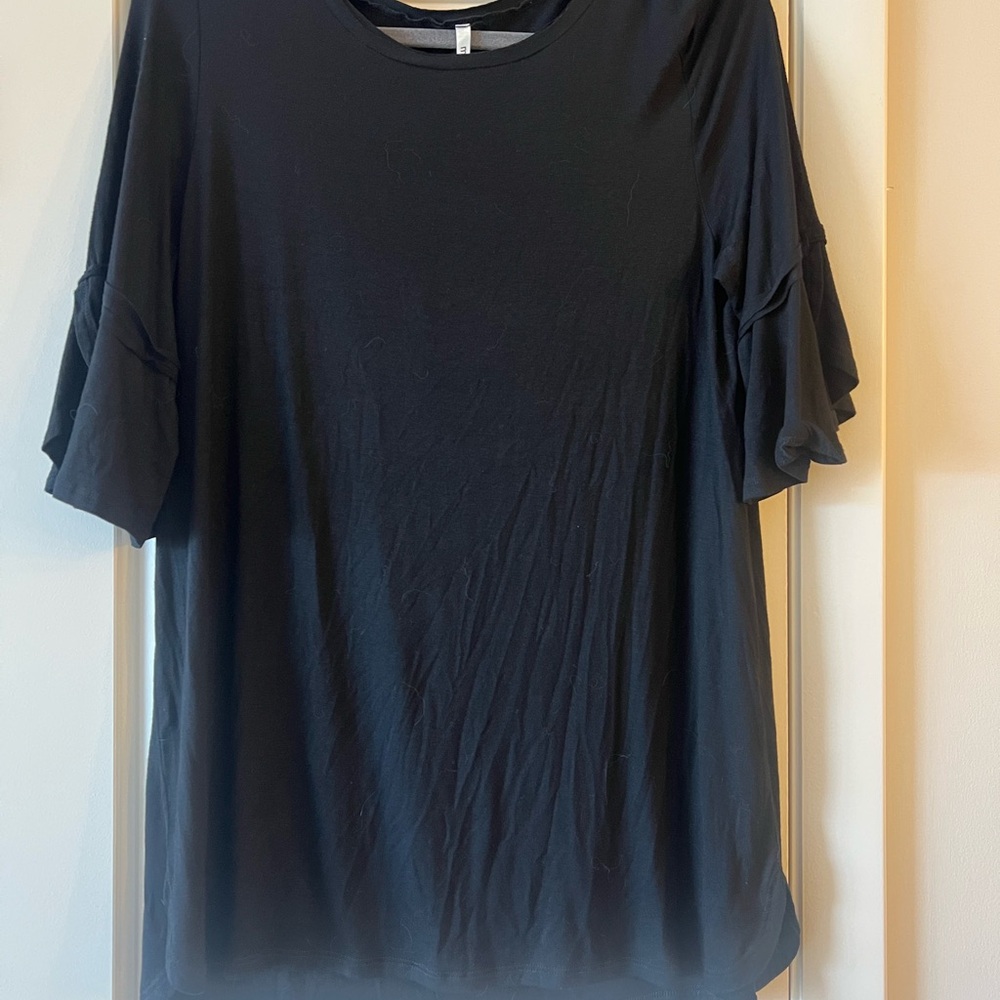 Mittoshop Black Bell Sleeve Boxy Tee